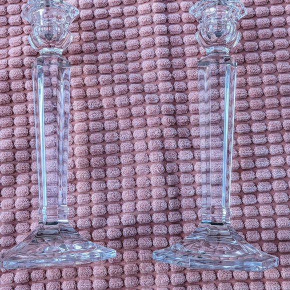 Set of two (2) crystal candlestick holders - Picture 2 of 13